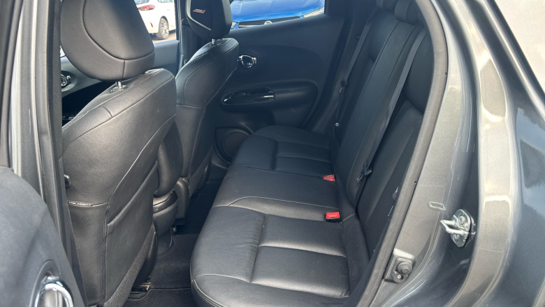Nissan Juke 1.6 [112] Tekna 5dr CVT [Bose] Petrol Hatchback